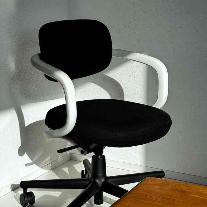 vitra / Konstantin Grcic - Allstar

#interior #インテリア #オフィスチェア #vitra #vitraallstar  #allstar #konstantingrcic 