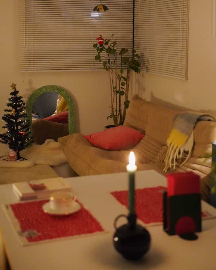 赤と緑を散りばめたホーリーナイト🎄🎁

#夜のリビング #ロゼトーゴ #リーンロゼ
#livingroom #myroom