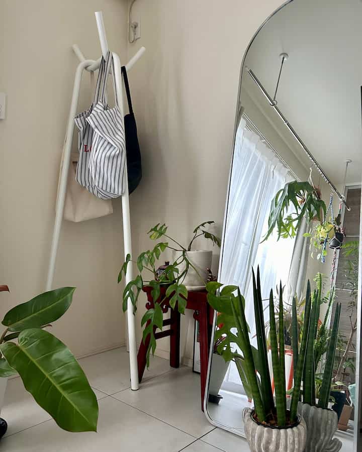 I bought HAY's Knit ✊❤️‍🔥

#myroom #room #roomdesign #livingroom #roominspiration #cozyroom #roomplants
#Colorful interior #日々の暮らし #観葉植物のある暮らし
