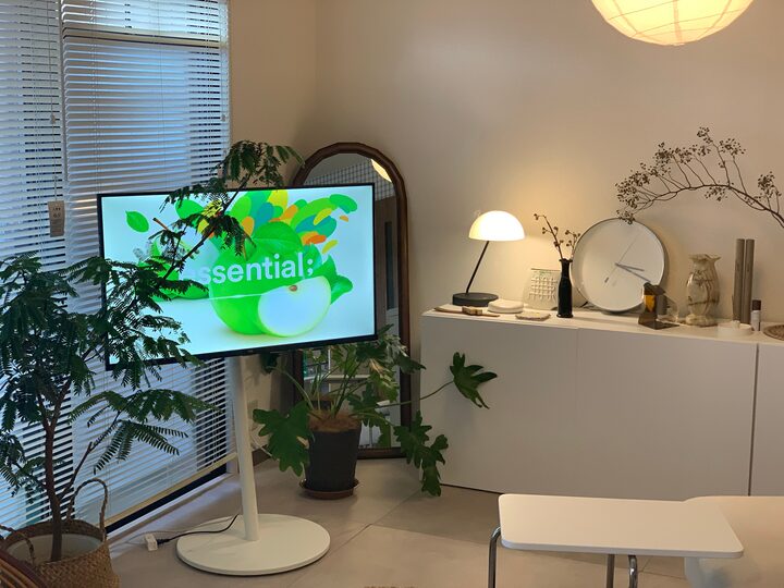 short form carousel card thumbnail