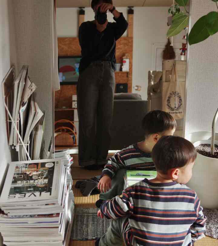 雑誌収納を変更中〜
#全身鏡 #模様替え中