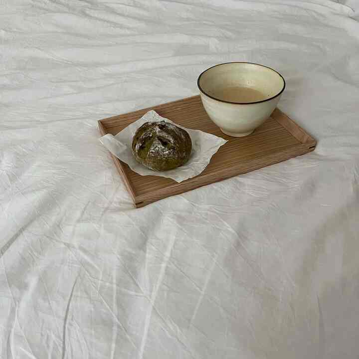 nampan kayu tanpa  Tidur #シーツ #トレー #無印良品 #ホワイトインテリア #ナチュラルインテリア #海外インテリア #和風インテリア #シンプルインテリア {8 # Tinggal sendiri} #一人暮らしインテリア #ワンルーム #ワンルームインテリア #interior #room #home