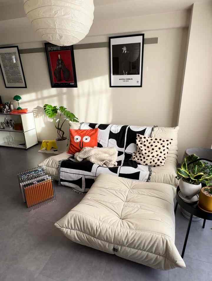 良い光

#賃貸インテリア #マンションインテリア #リビングインテリア #観葉植物のある暮らし #リーンロゼ #ミッドセンチュリー #aytm #usmhaller #togosofa #ligneroset #midcentury #livstagrammer #mygoodroom #instahome #cozyhome