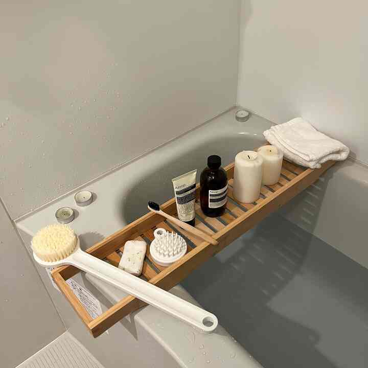 バスタイム𓂃

#バスルーム #浴室 #バスタイム #シャワーブラシ #無印良品 #aesop #キャンドル #ikea #ホワイトインテリア #ナチュラルインテリア #海外インテリア #和風インテリア #シンプルインテリア #一人暮らし #一人暮らしインテリア  #ワンルーム #ワンルームインテリア #interior #room #home