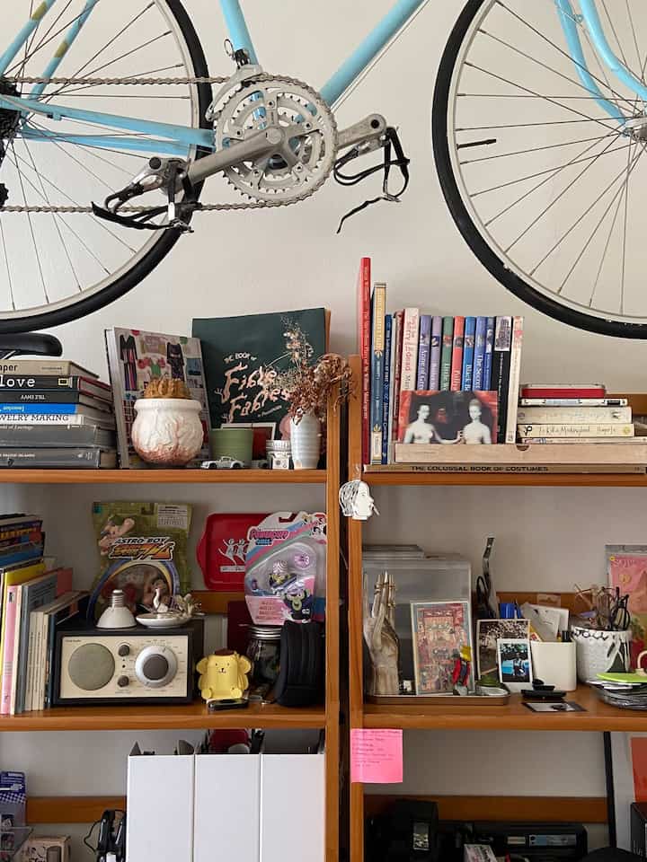 Campuran hal-hal kecil

#72m2
#ruang kecil
#homedeco
#rumahkantor
#inspirasi rumah
#pertengahan abad modern