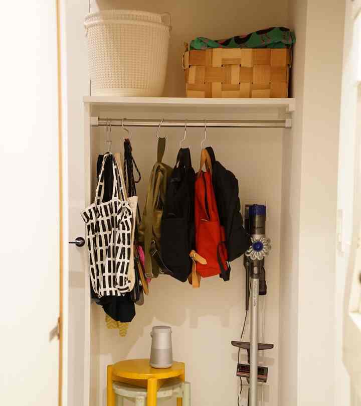 ごちゃっとしがちなクローゼット
カラードのスツールと合わせて^ ^
なにかと便利なスツール。
stool60ばかりですが、こちらはタピオヴァーラのもの。このカラーかわいい♡


#クローゼット 
#収納 
#日常 
#お掃除 
#北欧家具 
#北欧インテリア 
