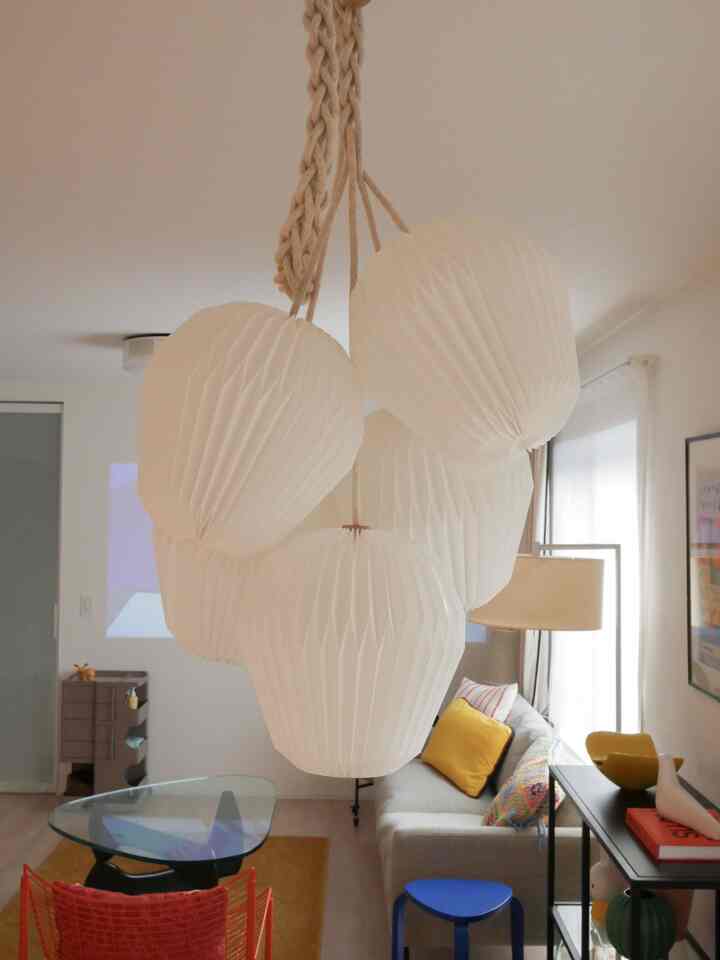 我が家で一番のお気に入りを選ぶならこの照明です😌立体的で光も優しくて毎日お世話になってます🌷
#ダイニング照明 #レクリント #カラフルインテリア