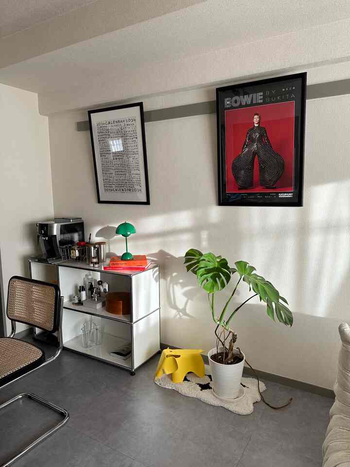 今日は少し暖かかった気がする？

#livingroom #interior #tradition #vitra #usmhaller #homeinspo