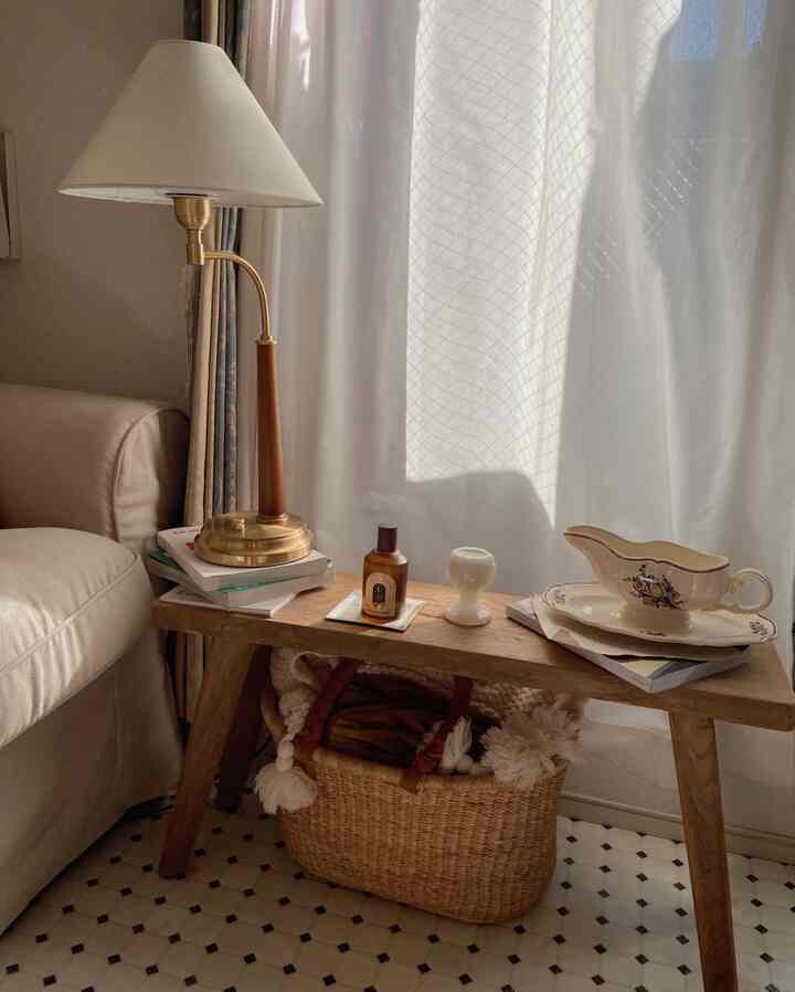 お気に入りの天然木ウッドベンチ！

#リビングインテリア #リビング #インテリアコーディネート #インテリアデザイン #賃貸インテリア #韓国インテリア