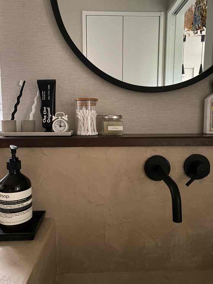 モールテックスのムラは多めに仕上げてもらっています🫶🏻
#造作洗面台 #モールテックス　