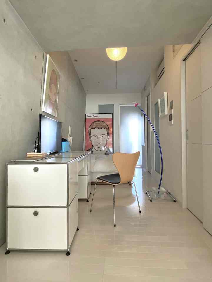 Yang ini sedikit sederhana


#usm Haller #倉俣史朗 #fritzhansen #フリッツハンセン #セブンチェア #ベッドルーム #ワークスペース #ポスター #カラフルインテリア