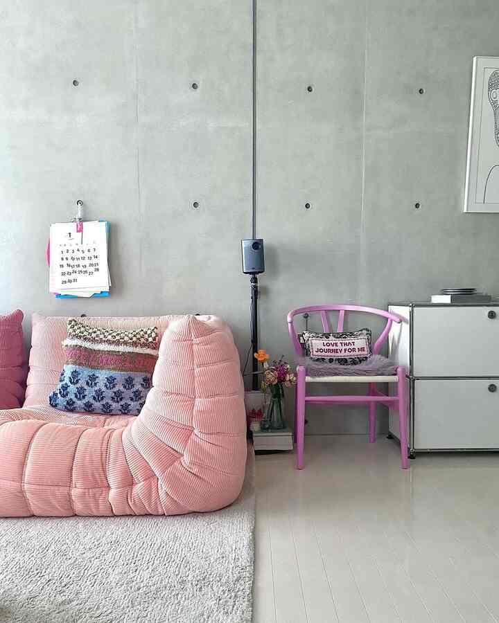 センターライン


#ligneroset #リーンロゼ #ソファ #ピンクインテリア #USMHaller #yチェア #CARL HANSEN & SØN #サイドチェスト・袖机  #サイドボード #プロジェクター 