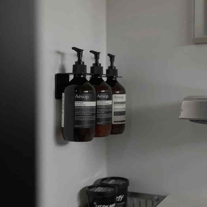 #バスルーム
#バスルームインテリア 
#バスルームデザイン 
ボトル系は壁掛けにして掃除を減らすようにしています！