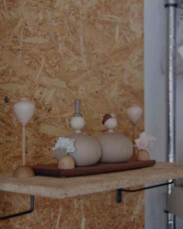 娘の初節句、義理の両親に雛人形を買ってもらいました。可愛すぎる..
#雛人形 #ひな祭り #雛祭り