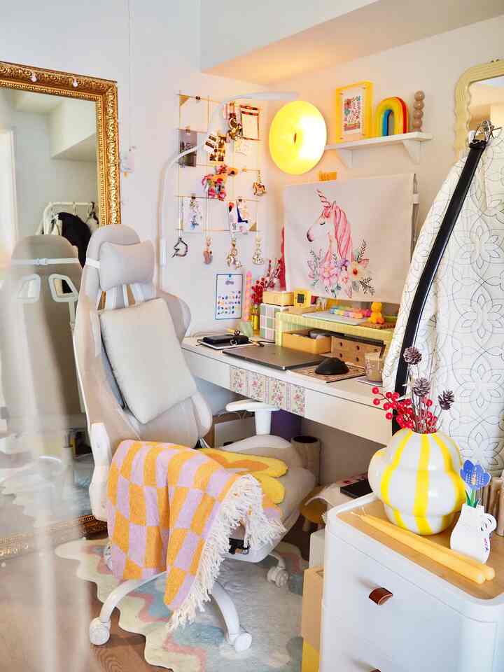 ワークスペース🧡

#ワークスペース #ホームオフィス #カラフルインテリア #カラフルなインテリア #韓国インテリア #北欧インテリア