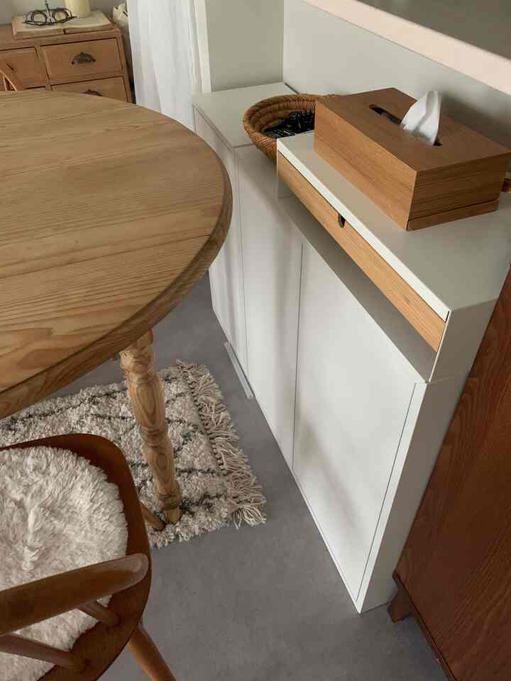 
#賃貸リビング #ikea購入品 #エーケト #アンティークインテリア #賃貸インテリア #ホワイトインテリア #IKEA #収納 #ダイニングテーブル