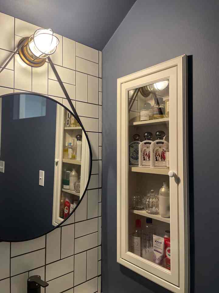 洗面所には棚を作ってあり、
中に色々入れています
この棚は作って良かった！
#洗面所 #洗面所インテリア #洗面所diy
