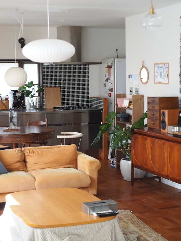 🌿🌿🌿
#リビングインテリア 
#パーケットフローリング
#リノベーション 
#中古物件
#古道具のある暮らし
#ミッドセンチュリー
#無印