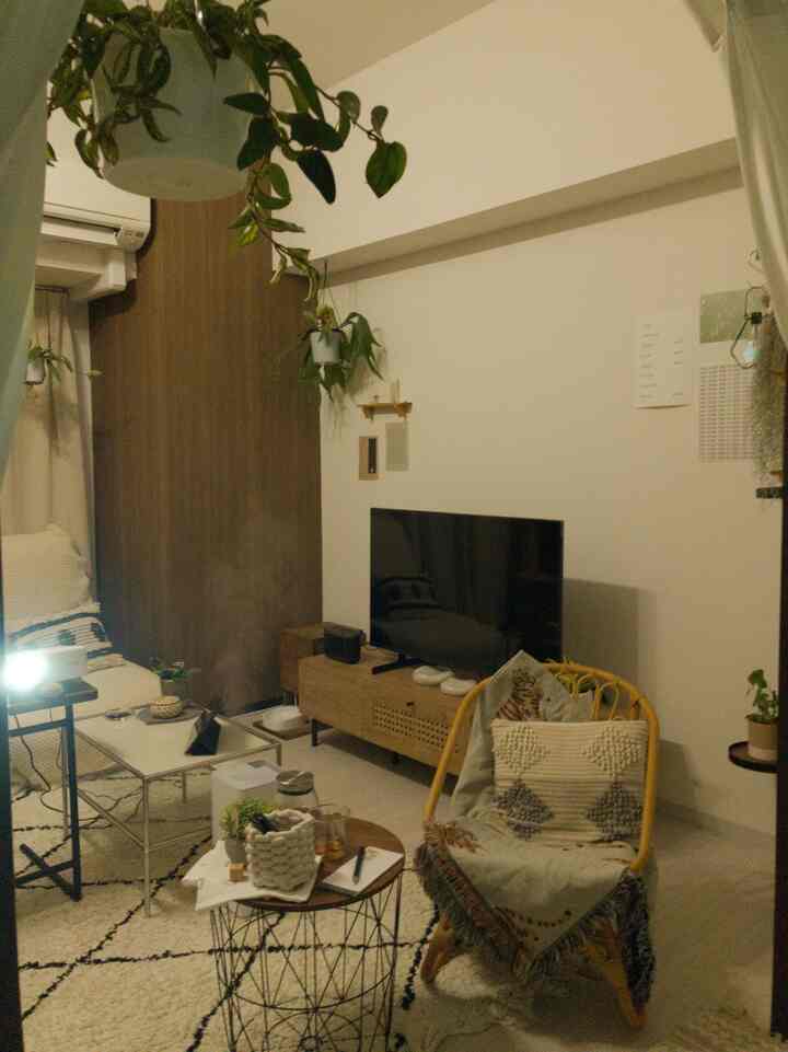 プロジェクターつけてゆっくりしてました☺️

#1ldk #賃貸1ldk