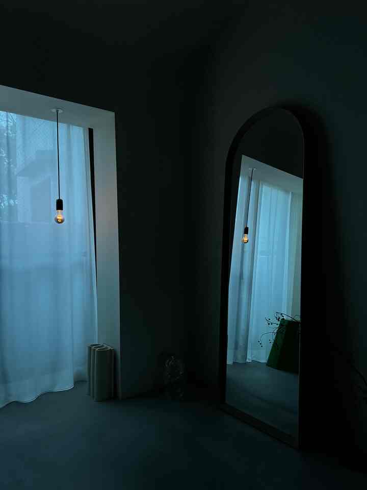 夜明け前の雰囲気もこの青さも好き


#マンションリノベーション
#R天井
#モルタル