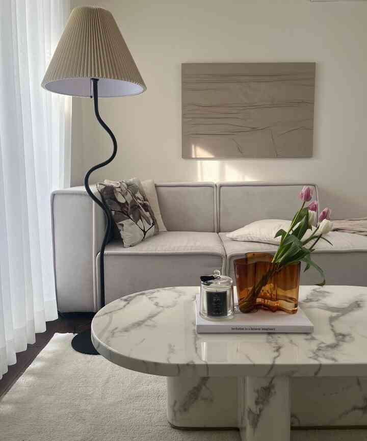 #リビング #リビングルーム #ソファ #iittala 
はじめまして🤍