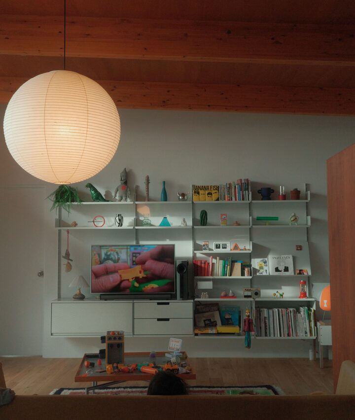 short form carousel card thumbnail