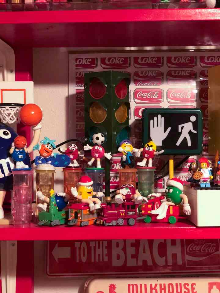 信号機モチーフのライトは実際光るので超リアルな作りです✌️♡

#アメリカ雑貨 #アメトイ 