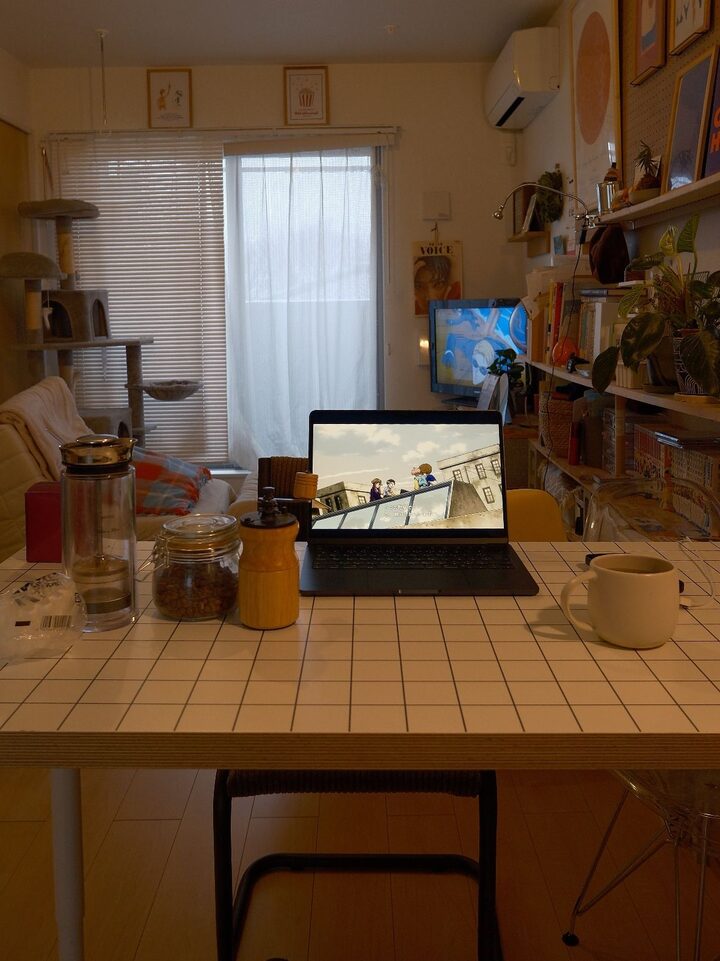 short form carousel card thumbnail