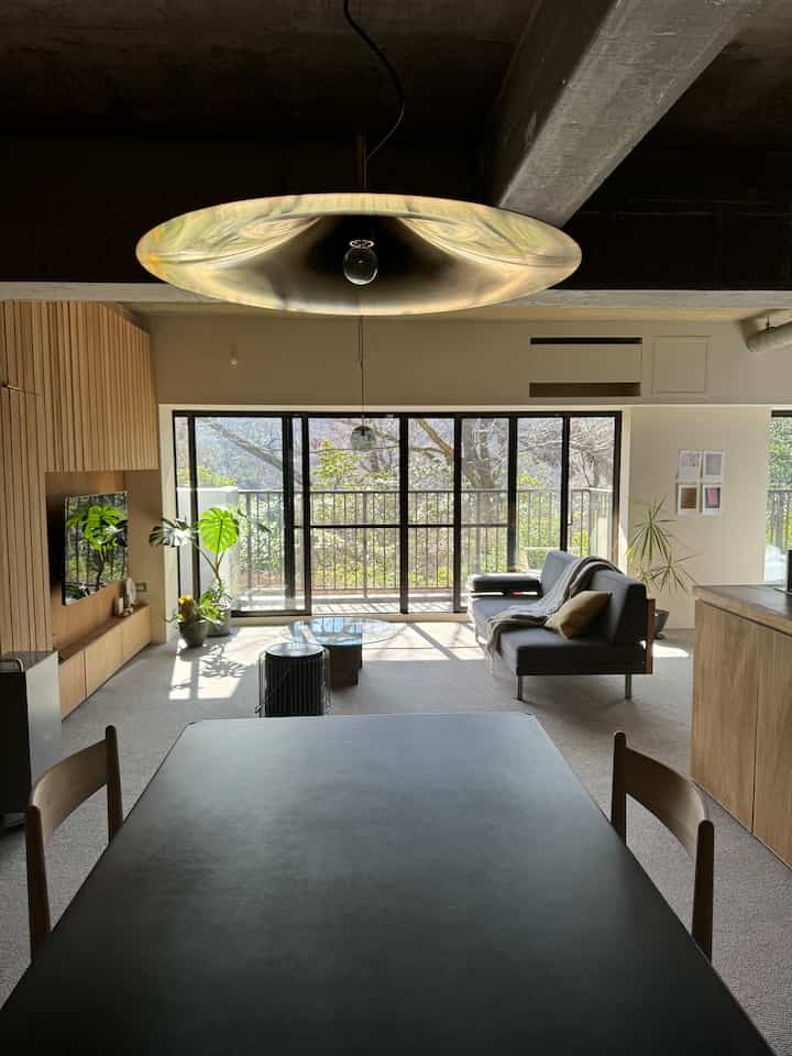 休みに晴れるとうれしい


#マンションリノベーション
#躯体表し
#カーペットライフ