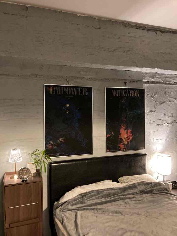 evil bedroom

ちょっと悪そうな寝室になってしまいました。

ポスターについてはお気軽にお声掛けくださいね☆

#ベッド #ベッド照明 #ポスター #ポスターイラスト 