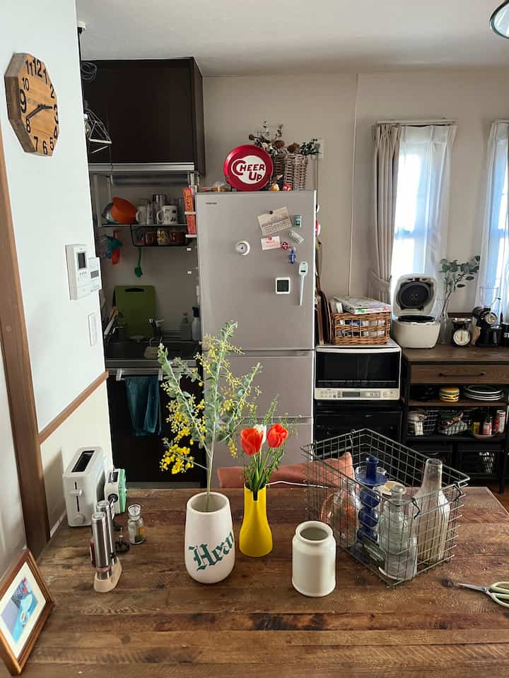 #キッチンインテリア #キッチン #kitchen #interior #インテリア好きな人と繋がりたい #キッチン収納 #キッチン雑貨 #収納 #食器好き #キッチン用品 #キッチンカウンター #1ldk #賃貸暮らし #賃貸インテリア #夫婦2人暮らし #お花のある暮らし