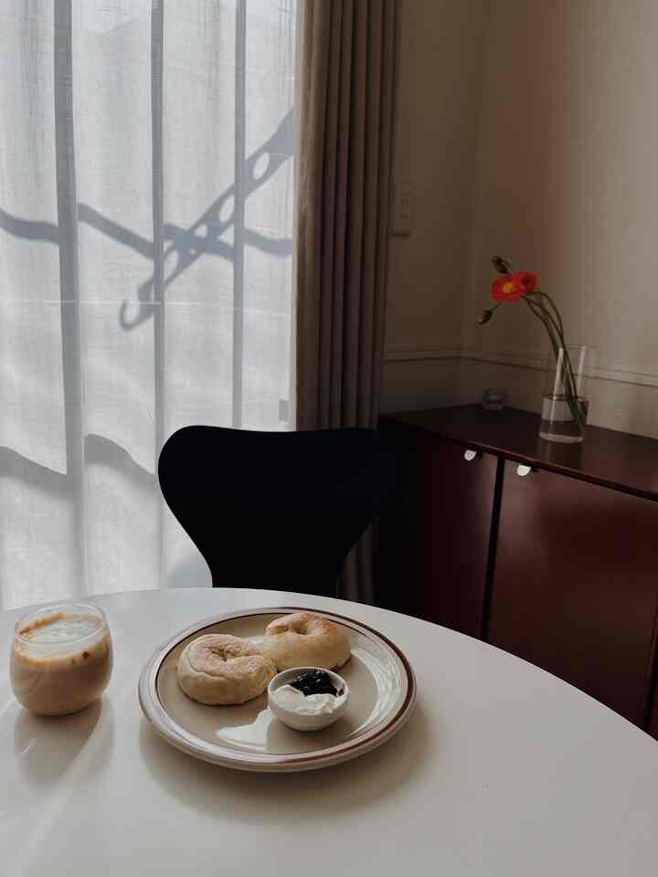 恵比寿のHARVESTさんで買ったお皿に手作りベーグルをのせて🥯
#朝ごはん #食器 #ダイニング #リビングインテリア