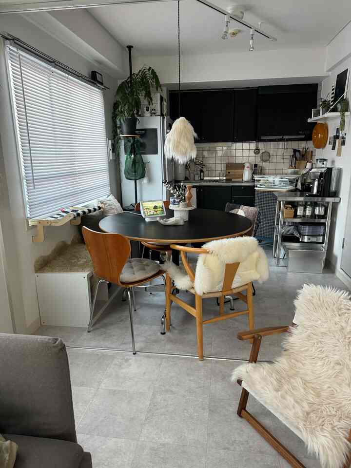 #一人暮らし
#一人暮らし部屋 
#ダイニングルーム
#小さな家のインテリア 
#1LDK 
#猫と家 

ハリポタ2周した🧙✌️