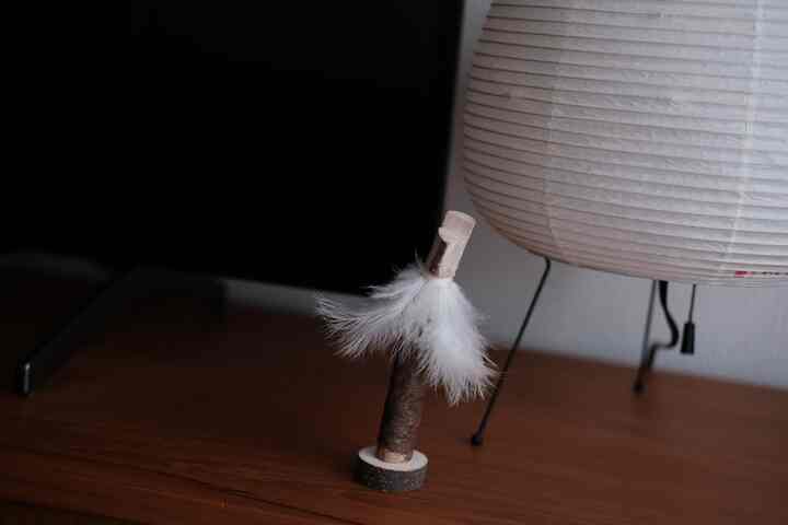 〜お気に入りの置物〜
羽が生えた守り神みたいな可愛い置物
棚には可愛い置物で溢れさせたい
ミニマリストにはなかなかなれないです

#toshiyukiiwai
#setototempole
#木彫り
#民藝
#北欧インテリア
#リビング
#棚