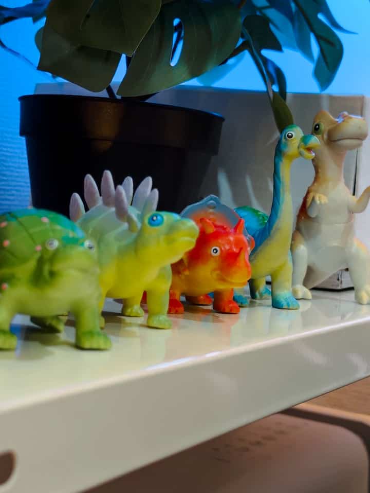 Dinosaurus dengan wajah yang mudah dicintai🦖🥹

#Hidup sendiri #Anak laki-laki tinggal sendiri #Kamar hidup sendiri #Interior hidup sendiri #Hidup sendiri #Interior hidup sendiri #Ruang studio #Interior ruang studio #Hidup sendiri dalam satu ruangan #Kamar kecil #Koordinasi interior #Baranginterior #Aksesoris interior #1K # 1K6 tatami #6 tatami mat #Pencahayaan #ikea #Interior #roomdesign #roomdecor #roomtour # lukisan cahaya
