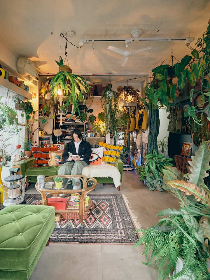 LifelabelというWebマガジンにて、インテリアのマイルールなどなど、素敵に撮っていただいた写真と共に記事にしていただきました。
よろしければご覧ください◎
#ミッドセンチュリー #昭和レトロ #ヴィンテージ #多国籍インテリア #観葉植物インテリア #グリーンインテリア