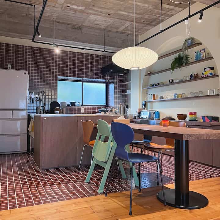 #キッチン #キッチン照明 #キッチンインテリア #ダイニング #ダイニング照明 #ダイニングインテリア #ダイニングスペース #ダイニングチェア #ダイニングテーブル #ダイニングルームインテリア #ハーマンミラー #HermanMiller #フリッツハンセン #FRITZHANSEN #セブンチェア #アントチェア #ミッドセンチュリー
