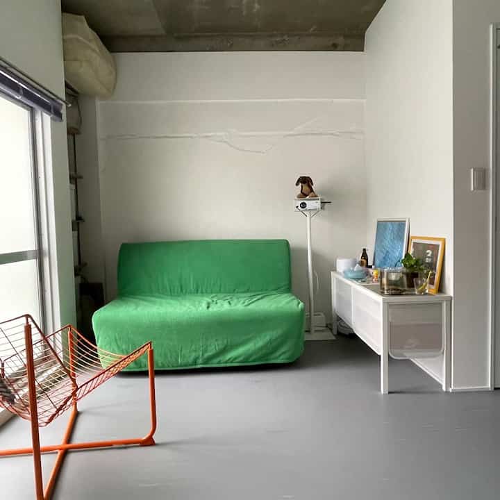 お客様が来る日はソファに🛋️🌿

#IKEA #山崎実業 #リノベ賃貸