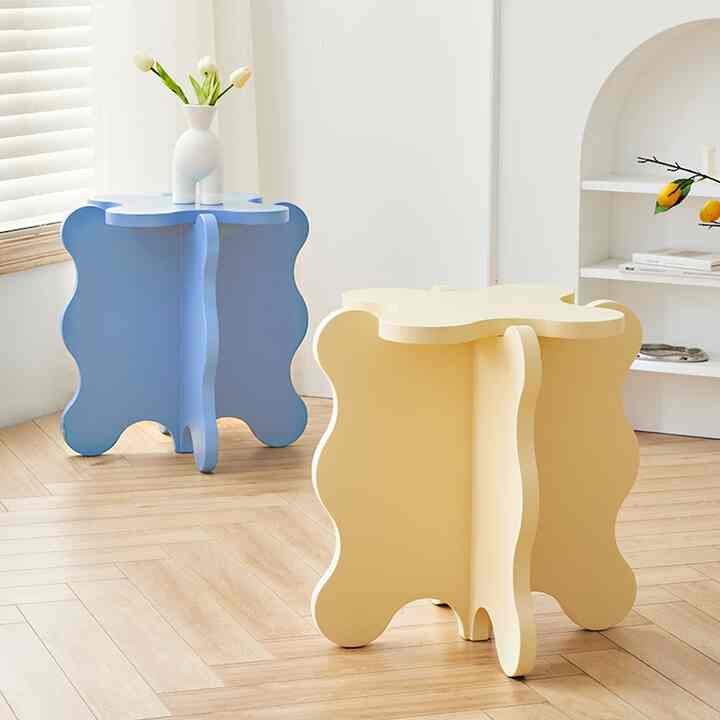 フラワーウェーブ サイドテーブル［4色］