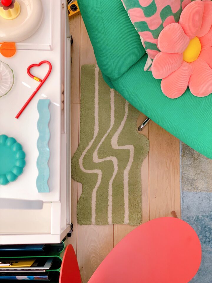 short form carousel card thumbnail