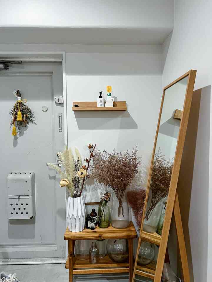 Pintu masuk dengan banyak hal
#Pintu masuk #玄関インテリア #玄関デザイン