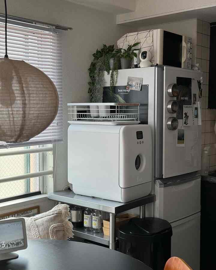 #生活家電 
#一人暮らしアイテム 
#一人暮らし家電
#キッチン家電 
#キッチン
#一人暮らし
#1LDK 

かわいすぎる食洗機が来たー🤎