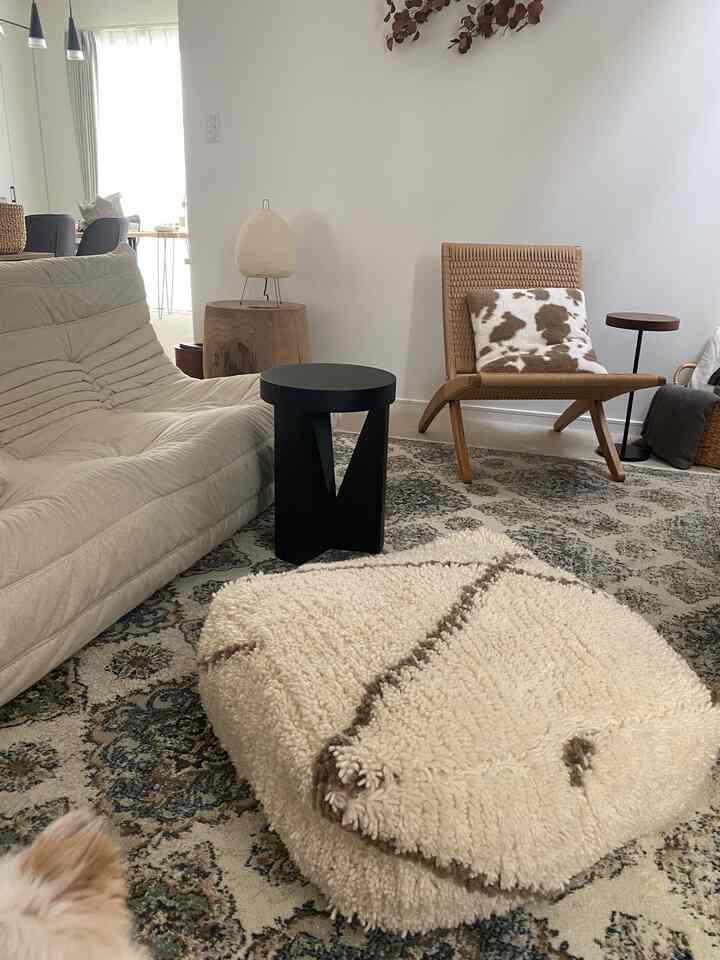 Favorit saya adalah beniwarenpouf besar?
#Beniwallen #プフ #モロッコプフ #cugino #ligneroset #rosettogo #mg501 #CARLHANSEN&SØN #akari #isamunoguchi