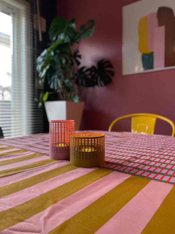 キャンドルホルダーを使ってみた！
癒し♡
#キャンドルホルダー #キャンドル #IKEA
#rawcolor #カラフル #カラフルインテリア
