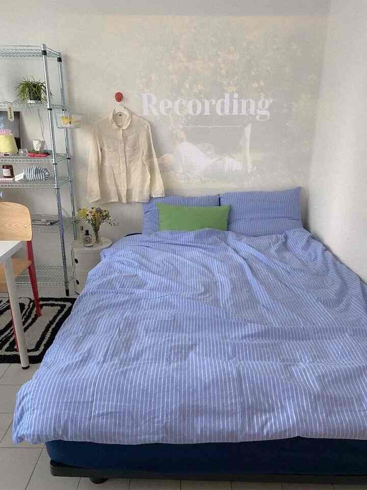 Loving the room filled with an array of colors. 🎨✨ #ColorfulSpaces #VibrantInteriors #InteriorInspiration