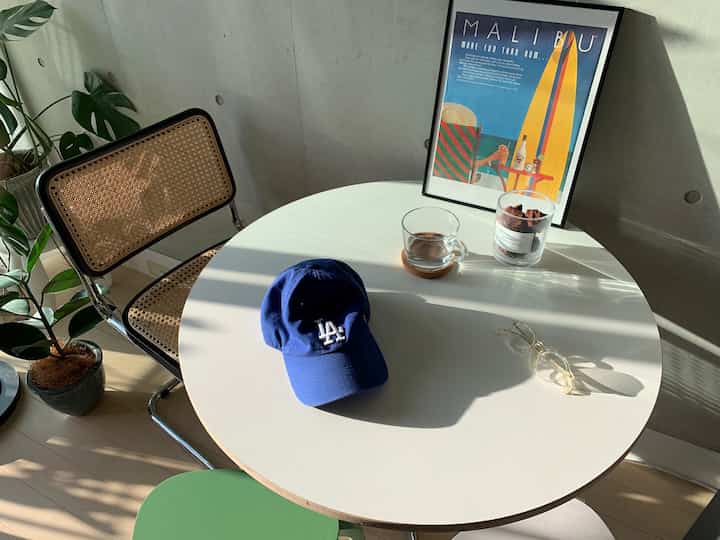 お昼間の光がいい感じ☀️

#ikea #韓国インテリア #Knoll 