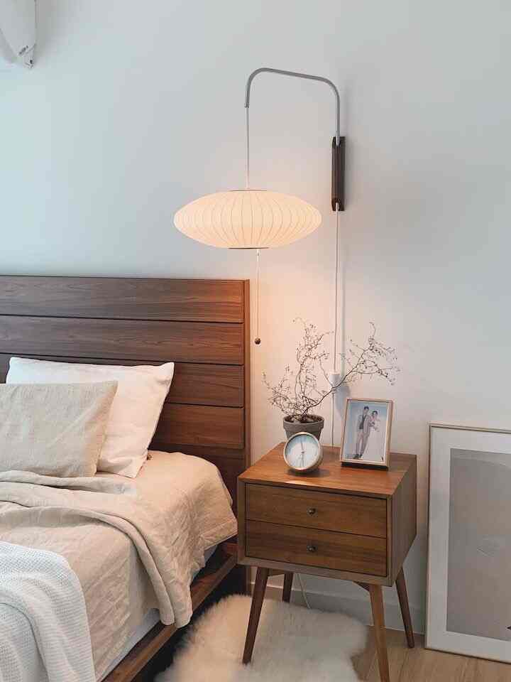 A mid-century modern bedroom. 🛏️✨ #MidCenturyModern #BedroomDecor #InteriorInspiration