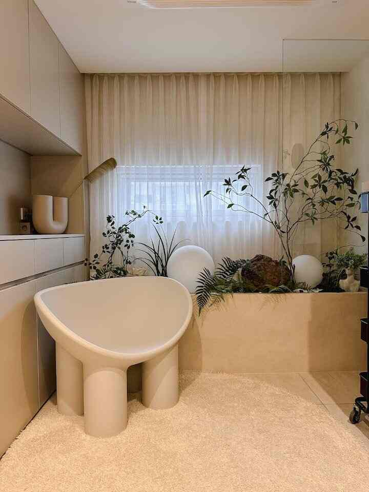 Ruang penyembuhan di ruang makan. 🍽️🌿✨ #DiningRoomBliss #RelaxationZone #InteriorInspiration