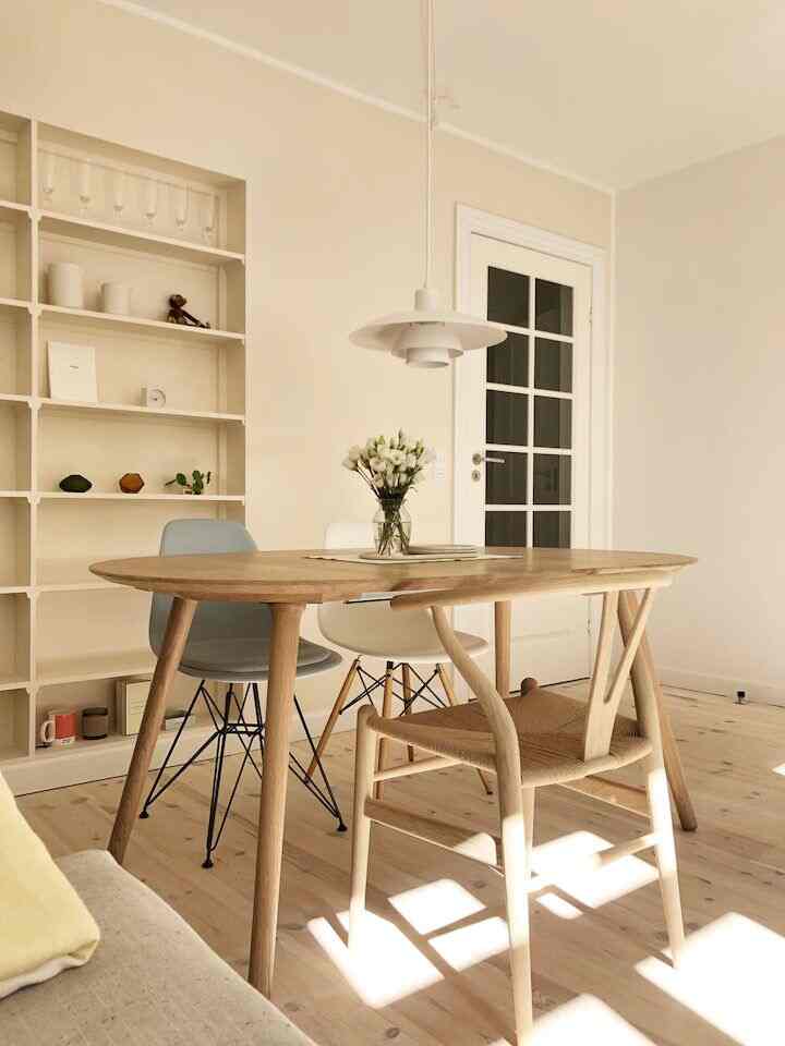 A fabulous space with a cohesive color palette and subtle accents. 🎨✨ #CohesiveDesign #ColorScheme #InteriorInspiration