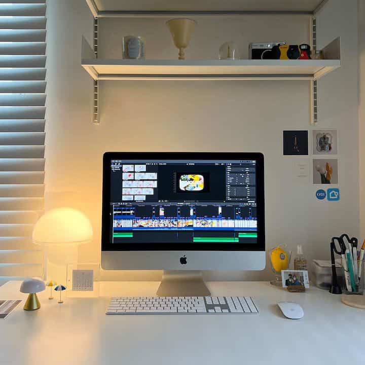 Home office vibes. 🏡💼✨ #HomeOfficeInspo #WorkspaceGoals #InteriorDesign